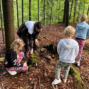 Druzinsko bosonogo Kneippovo dozivetje - Terme Snovik (3).jpg