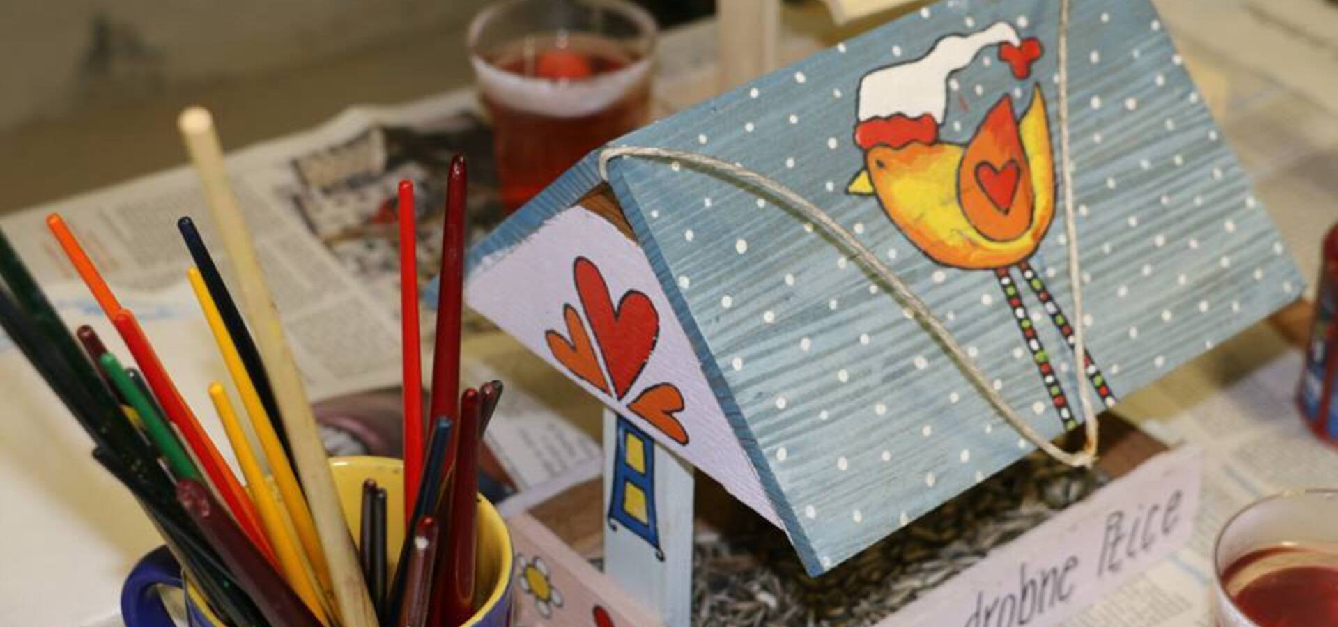 Delavnica: Okrasimo ptičje hišice!