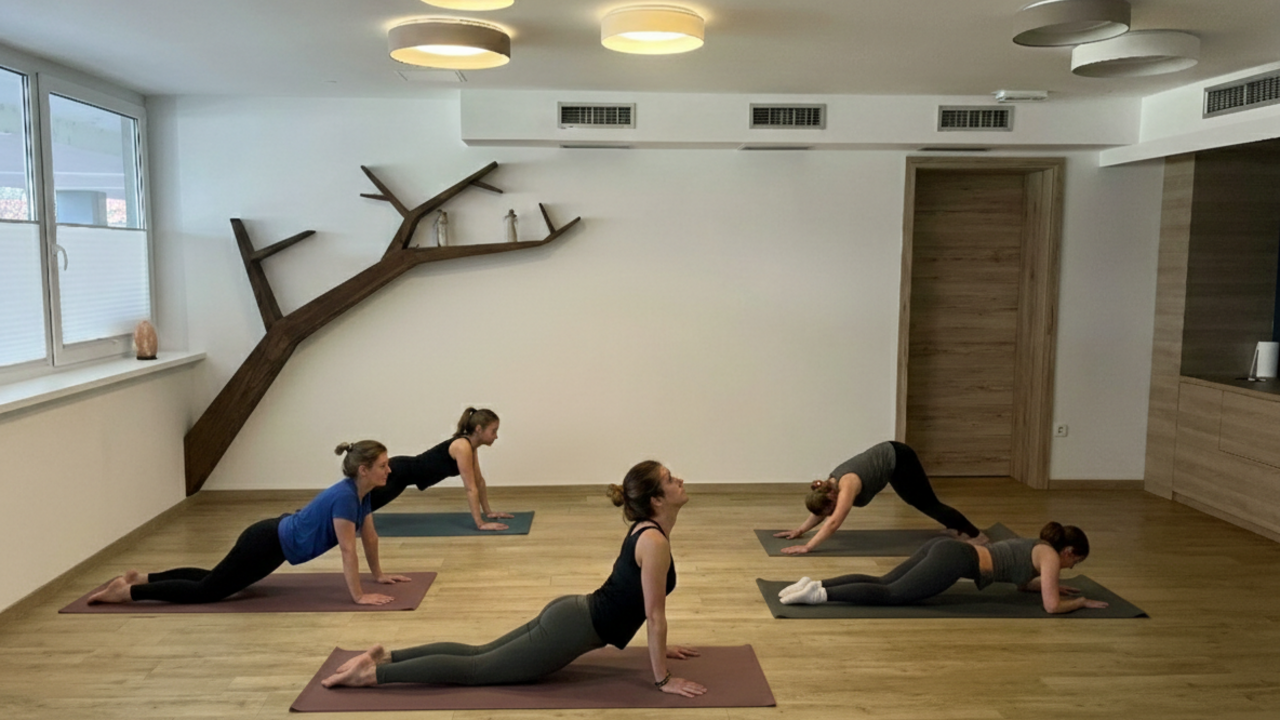 Jutranja joga v Holistiku