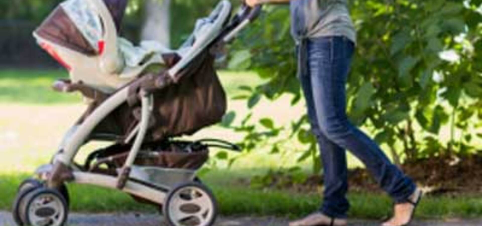 Gozdna terapija za mamice z dojenčki